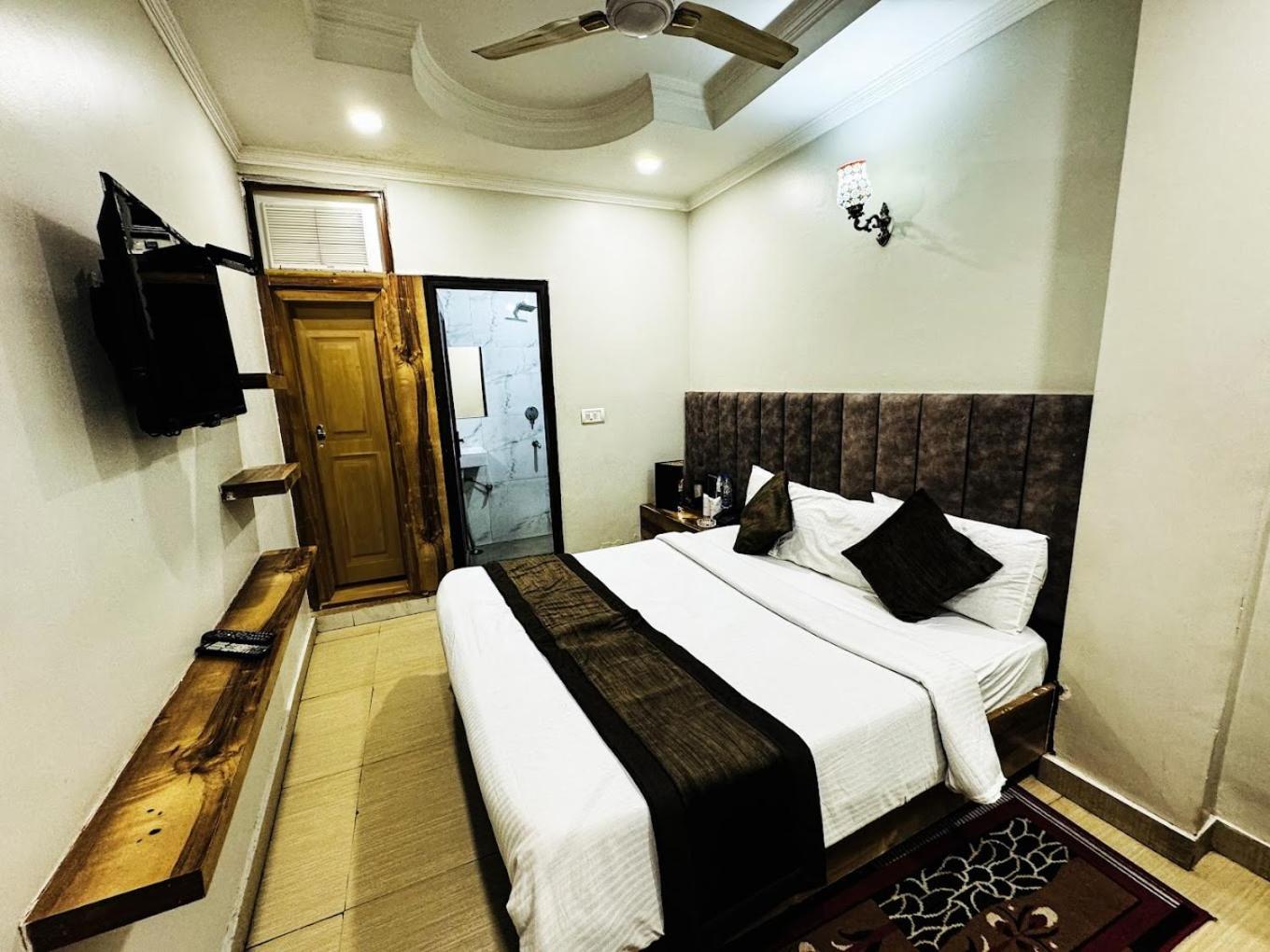 Hotel Jai Balaji, Paharganj, New Delhi Railway Station 外观 照片
