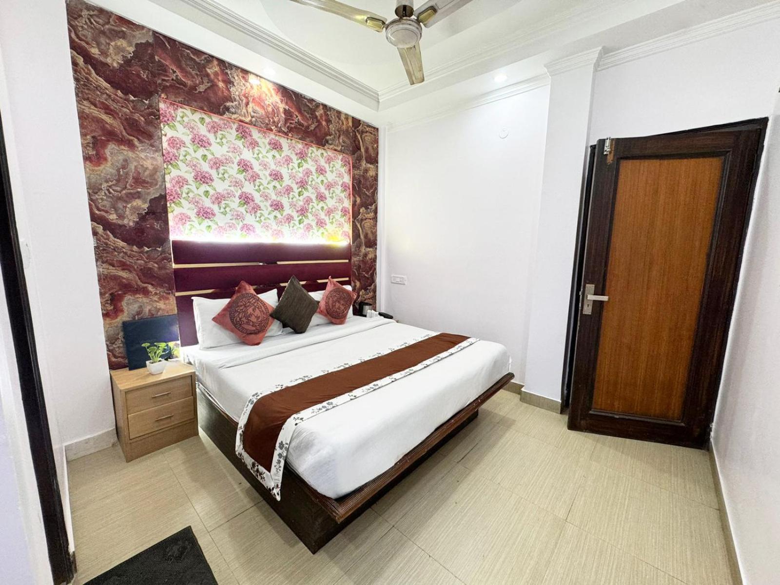 Hotel Jai Balaji, Paharganj, New Delhi Railway Station 外观 照片