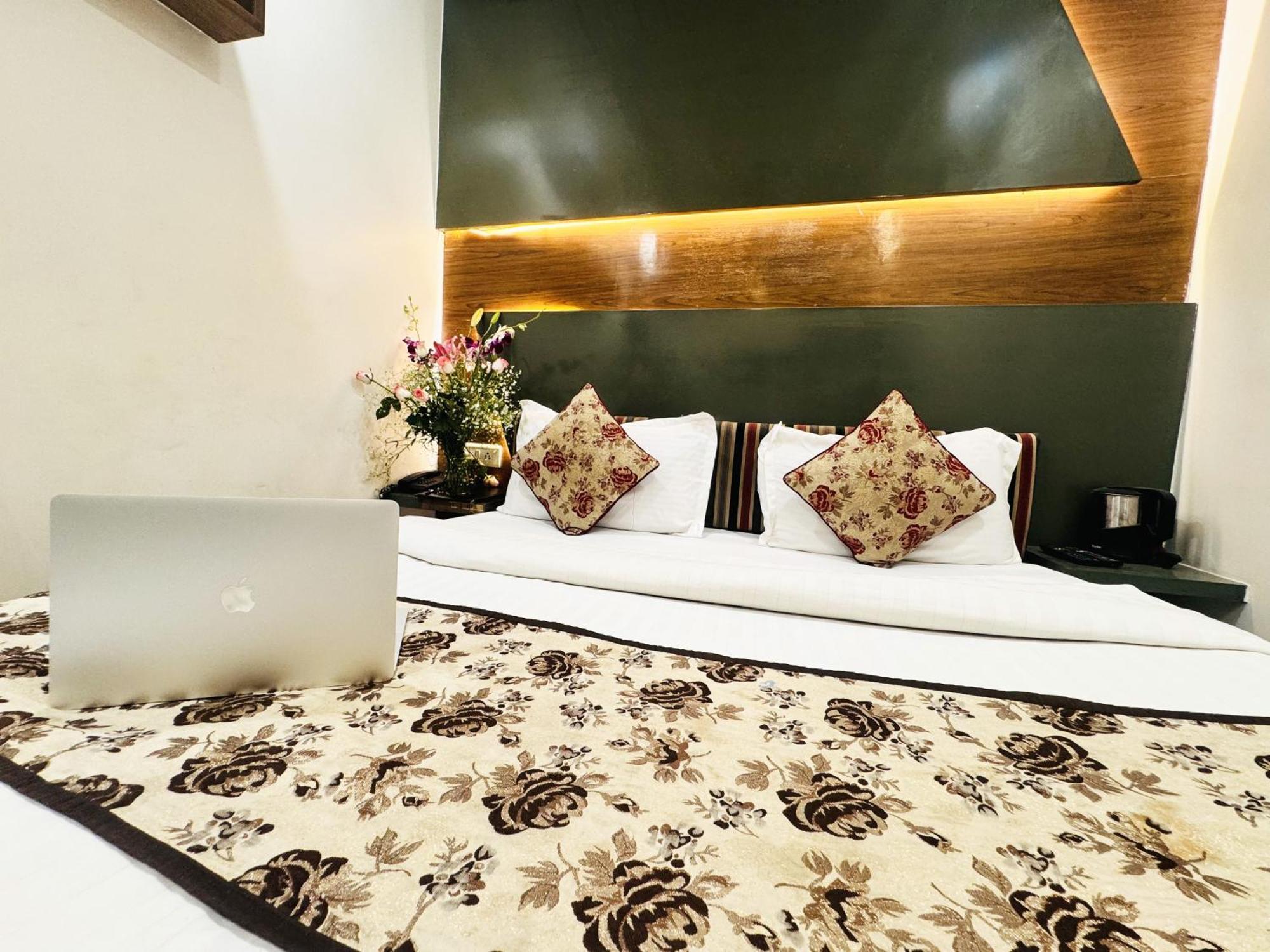 Hotel Jai Balaji, Paharganj, New Delhi Railway Station 外观 照片