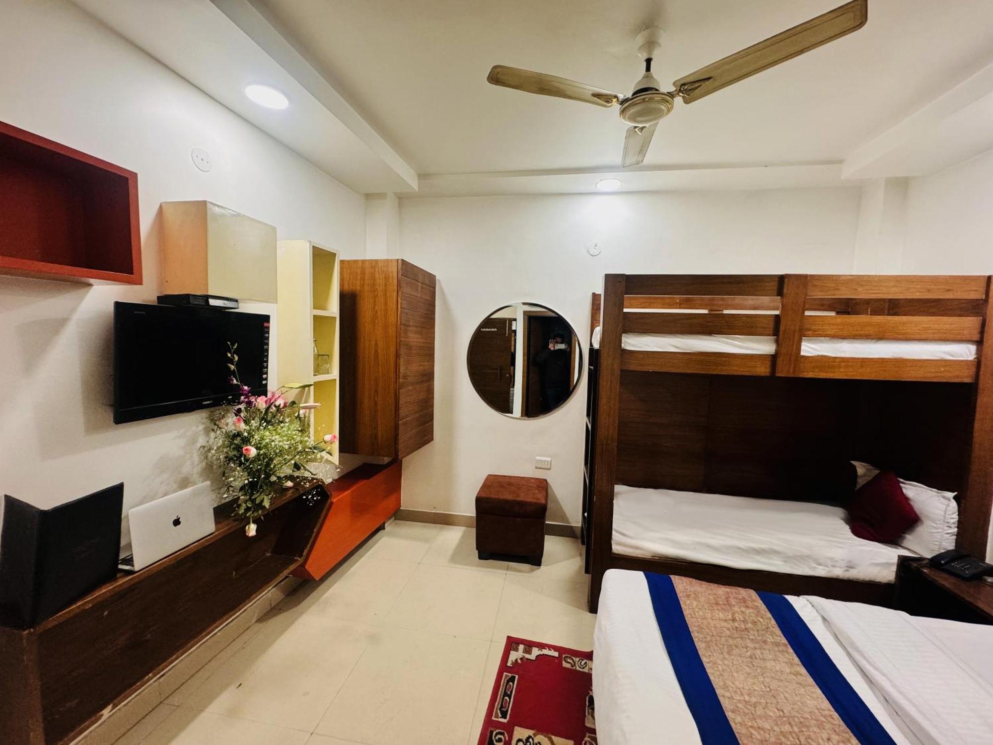 Hotel Jai Balaji, Paharganj, New Delhi Railway Station 外观 照片
