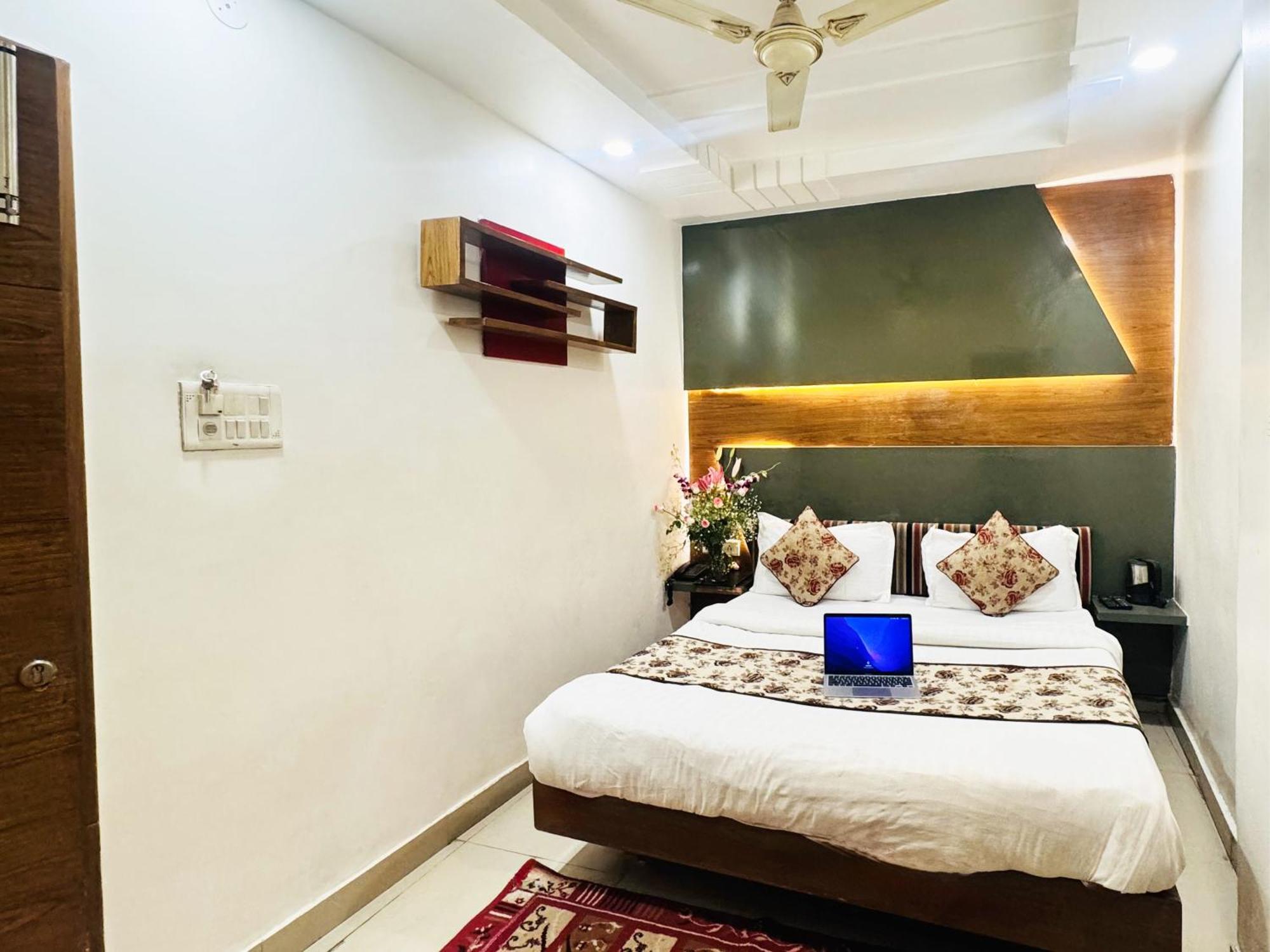 Hotel Jai Balaji, Paharganj, New Delhi Railway Station 外观 照片